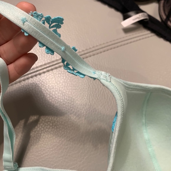 👉FINAL PRICE👈Adore Me(EUC)Bras Balconette 34B✨ - Picture 8 of 10